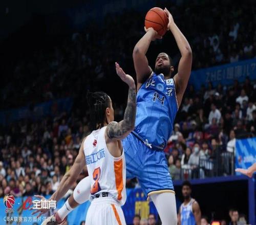 劉煒吐露山,西戰役極度,艱苦,188bet金宝博体育官网,188BET,SPORTS,188bet金宝博体育中国官网,188BET体育平台,188bet金宝博体育服务